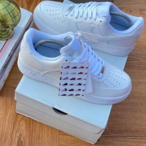 White Nike Air Sneakers