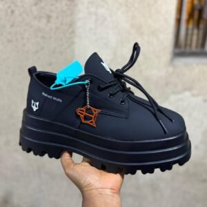 NAKED WOLF SNEAKER AC 06